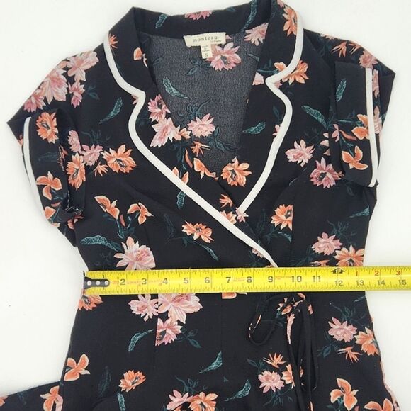 Monteau Jumpsuit Jumper Womens Size Small Dark Florals Black Romantic 90s Retro - Picture 6 of 9